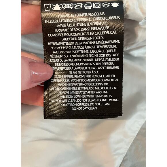 MACKAGE Women's Freya City Light Down Jacket XS Silver/Gray Hooded Puffer - Picture 15 of 16